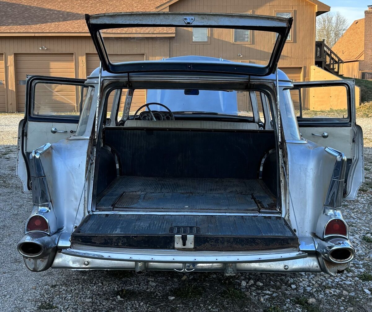 1957 Chevrolet Station Wagon FACTORY ORIGINAL - photo 8