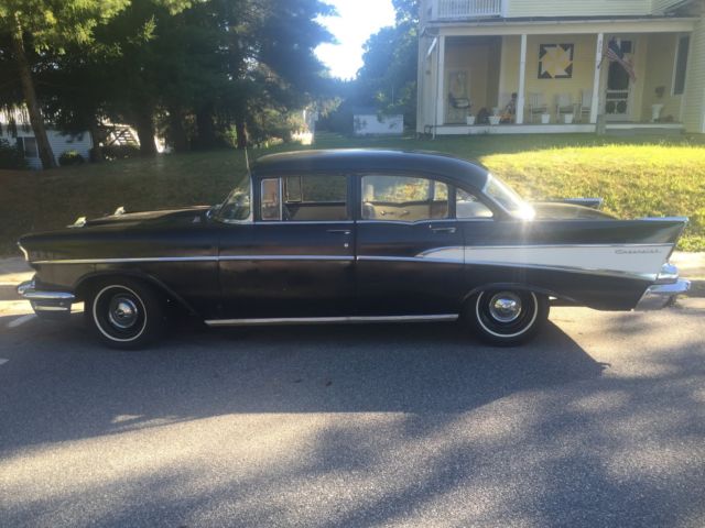 1957 Chevrolet Bel Air/150/210 210