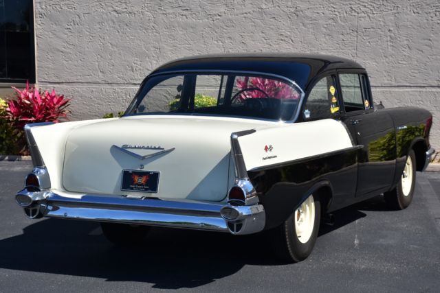 1957 Chevrolet Bel Air/150/210 Black Widow Rendition! Fuel Injected 283hp 6-Lug A - photo 10