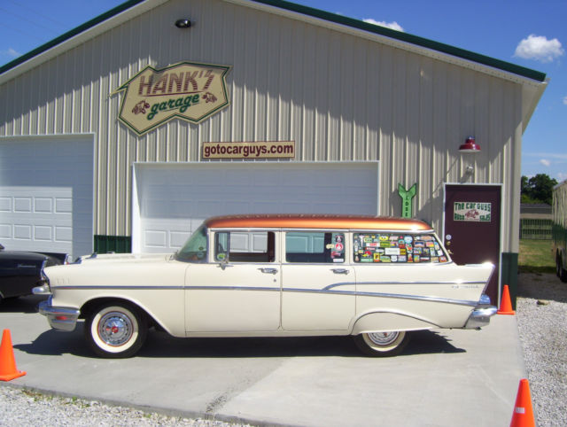 1957 CHEVROLET 210 TOWNSMAN WAGON 1957 Chevrolet Bel Air/150/210 210 TOWNSMAN 6 PASS WAGON