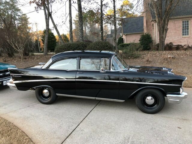 1957 Chevrolet Bel Air/150/210 210 - photo 2