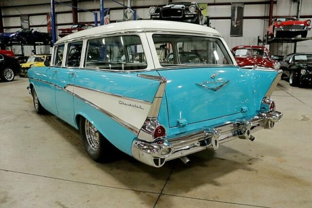 1957 Chevrolet Bel Air/150/210 Wagon - photo 3