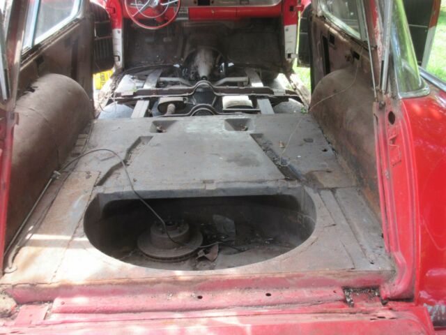 1957 Chevrolet Nomad - photo 9