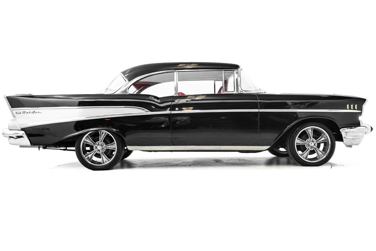 1957 Chevrolet Bel Air/150/210 2 Door Coupe with a 355 CI V-8 engine - photo 6