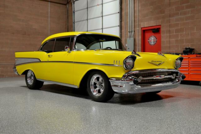 1957 Chevrolet Bel Air/150/210 2-Door Hardtop Custom - photo 2