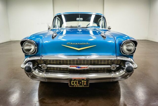 1957 Chevrolet Bel Air/150/210 4 Door Hardtop - photo 2