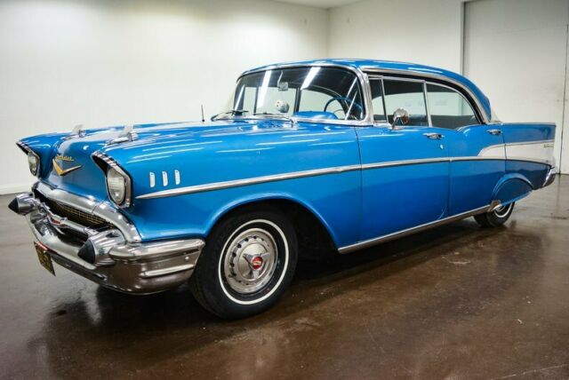 1957 Chevrolet Bel Air/150/210 4 Door Hardtop - photo 3