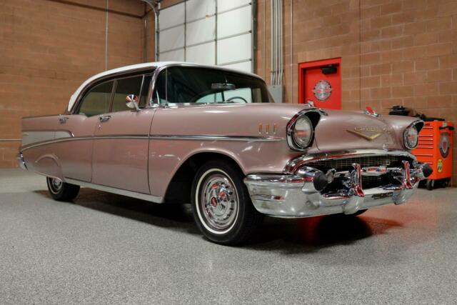 1957 Chevrolet Bel Air/150/210 4-Door Hardtop - photo 2