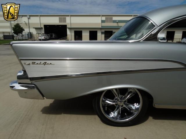 1957 Chevrolet Bel Air/150/210 - photo 3