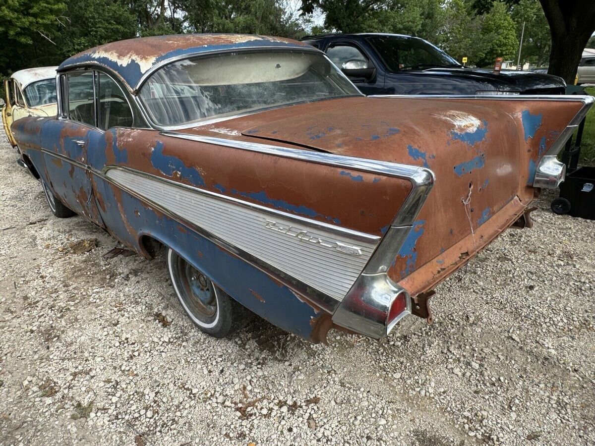 1957 Chevrolet Bel Air Belair Hardtop - photo 2