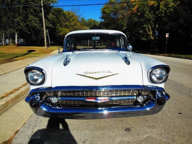 1957 Chevrolet Bel Air/150/210 Bel Air - photo 3