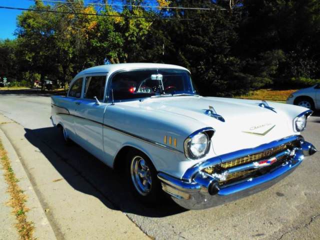1957 Chevrolet Bel Air/150/210 Bel Air - photo 4