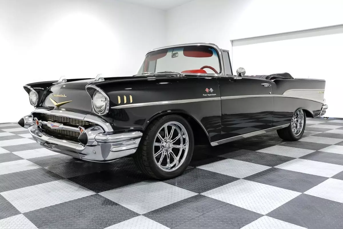 1957 Chevrolet Bel Air/150/210 Convertible - photo 4