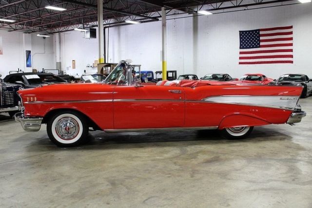1957 Chevrolet Bel Air/150/210 Convertible - photo 2