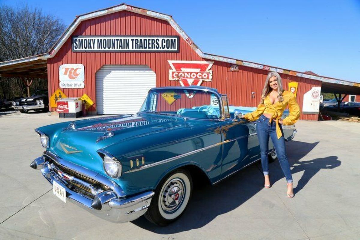 1957 Chevrolet Bel Air Convertible AACA Grand National First Place 283 V8 1957 Chevrolet Bel Air/150/210