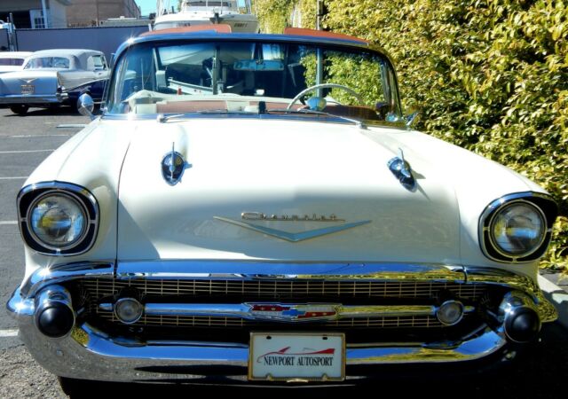 1957 Chevrolet Bel Air/150/210 Convertible - Dual Quad V8 - Loaded - Automatic - photo 10