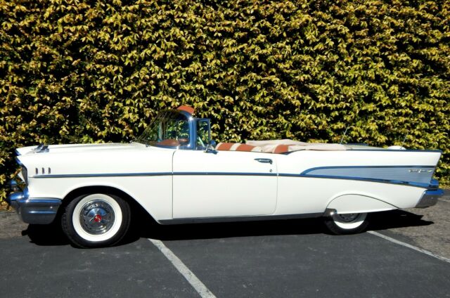 1957 Chevrolet Bel Air/150/210 Convertible - Dual Quad V8 - Loaded - Automatic - photo 5