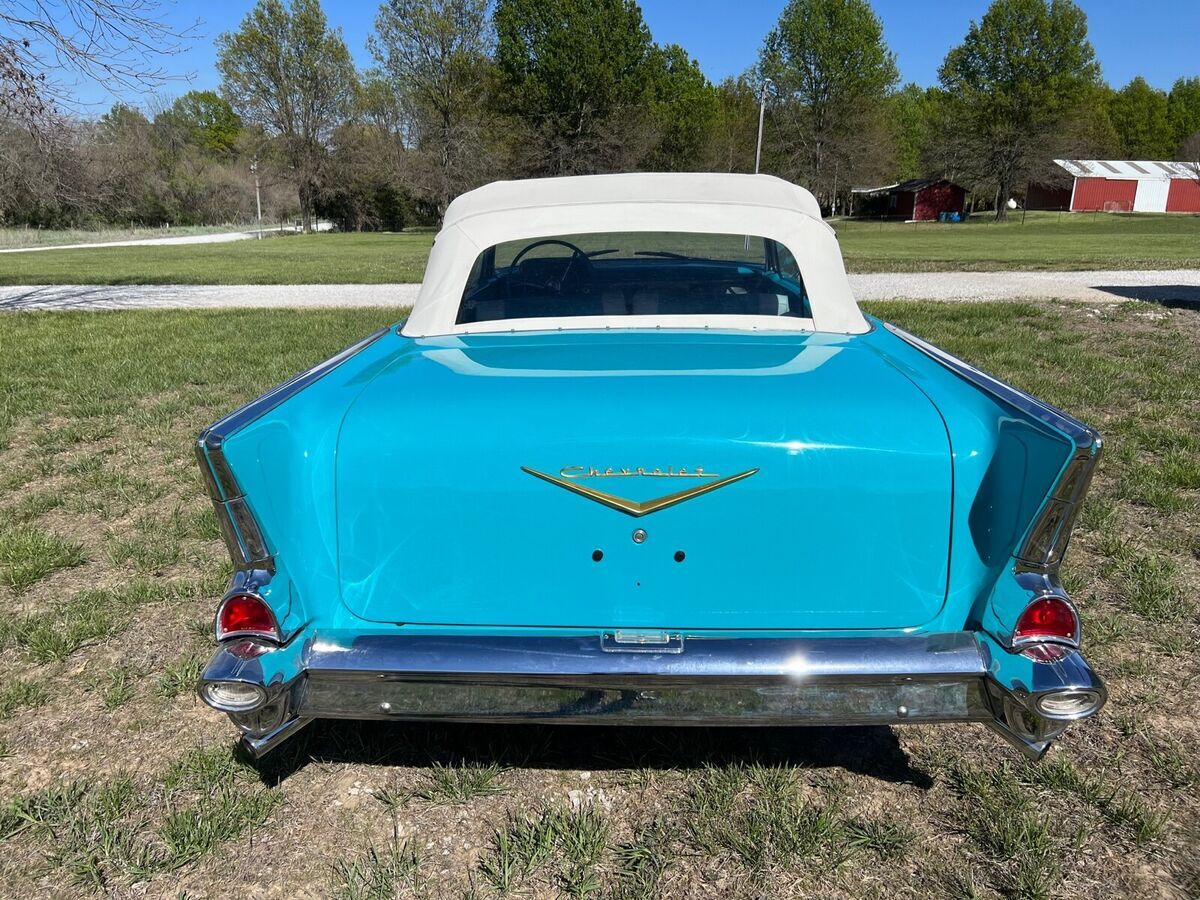 1957 Chevrolet Cruze - photo 2