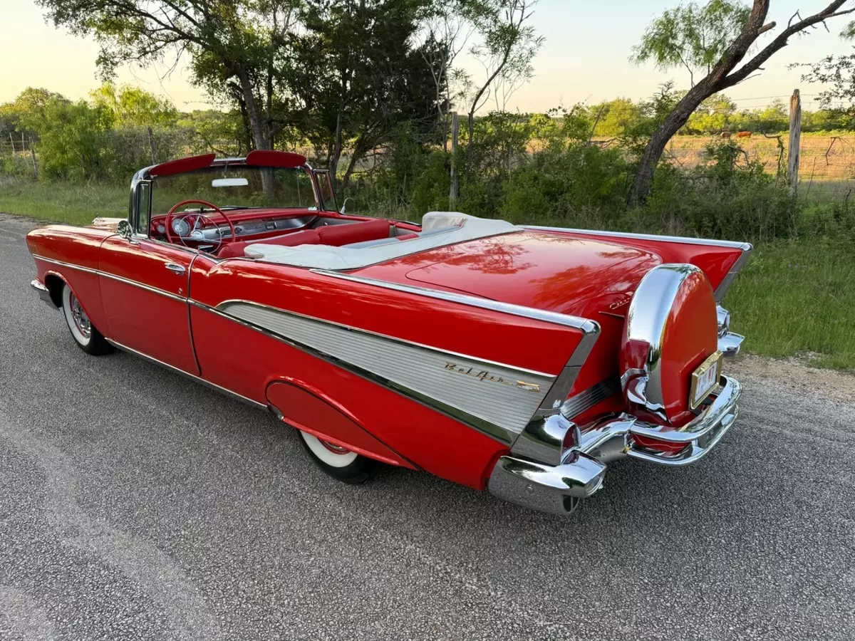 1957 Chevrolet Bel Air Convertible SBC V8 Power-glide Continental kit 1957 Chevrolet Bel Air/150/210 Convertible