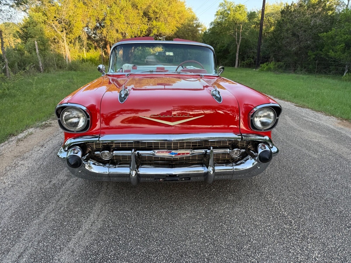 1957 Chevrolet Bel Air/150/210 Convertible - photo 4