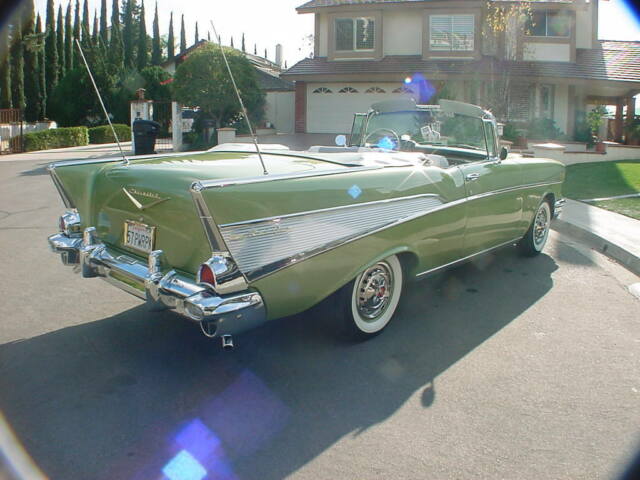 1957 Chevrolet Bel Air/150/210 Bel Air Convertible - photo 10