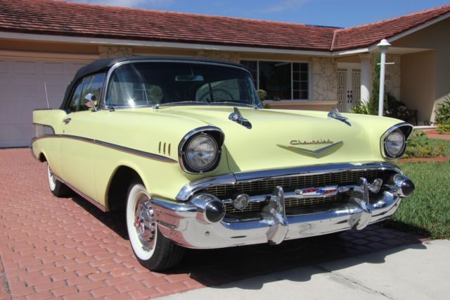 1957 Chevrolet Bel Air Convertible - Yellow - Original unrestored 1957 Chevrolet Bel Air/150/210 Bel AIr