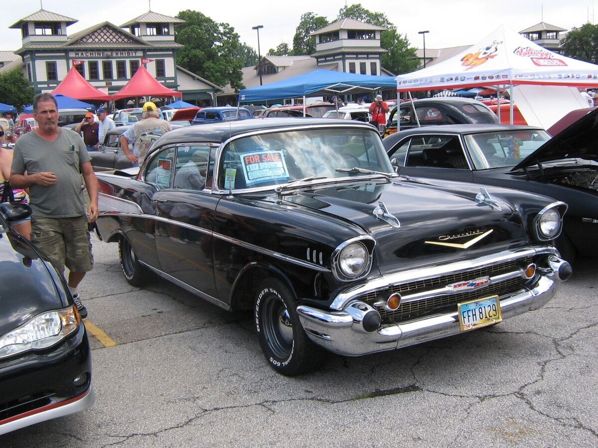 1957 Chevrolet Bel Air - photo 2