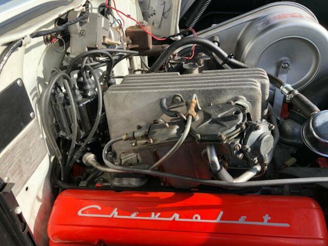 1957 Chevrolet Bel Air/150/210 Gold Trim - photo 4