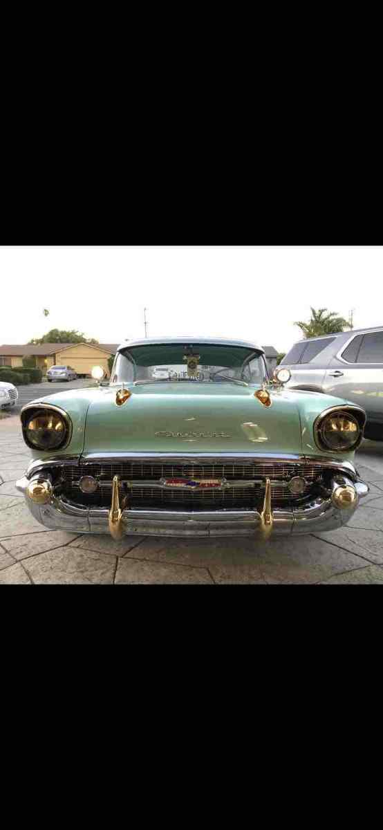 1957 Chevrolet Bel Air coupe - photo 3