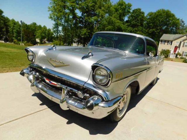 1957 Chevrolet Bel Air/150/210 - photo 3