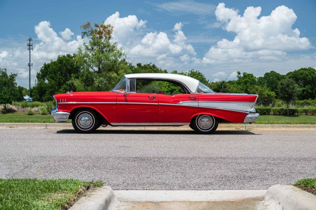 1957 Chevrolet Bel Air/150/210 Hardtop - photo 2