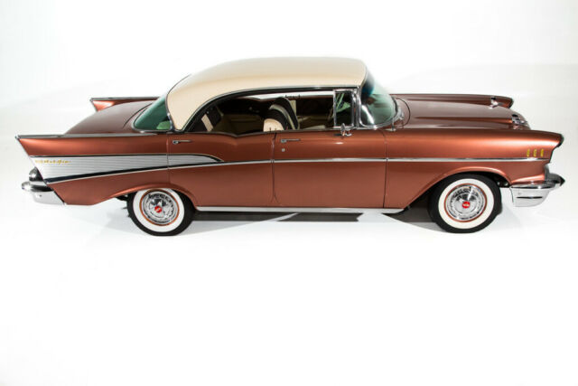 1957 Chevrolet Bel Air/150/210 Hardtop Sierra Gold 283 Automatic Frame Off - photo 2