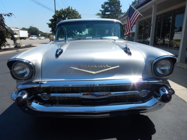 1957 Chevrolet Bel Air/150/210 - photo 4