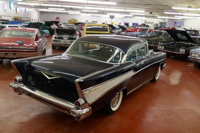1957 Chevrolet Bel Air/150/210 -KENTUCKY MINT CONDITION TRI FIVE-ORIGINAL-ICONIC - photo 11