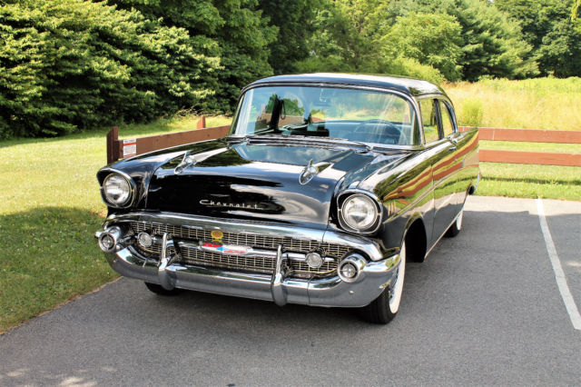 1957 Chevrolet Bel Air/150/210 - photo 2