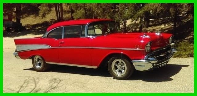 1957 Chevrolet Bel Air Sport Coupe,350 Chevy V8,6-Spd Manual,Dakota Digital Dash 1957 Chevrolet Bel Air/150/210 Sport Coupe