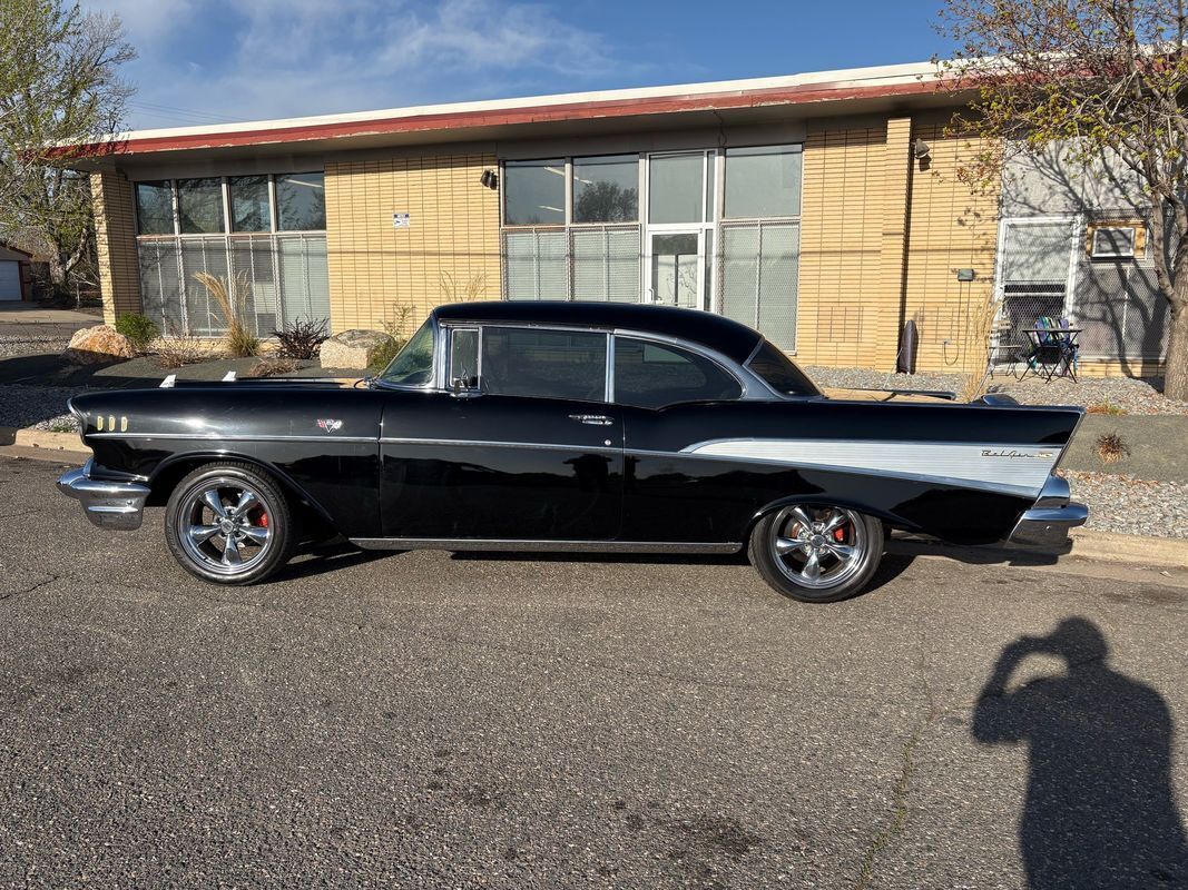 1957 Chevrolet Bel Air/150/210 Very cool 1957 Chevy Bel Air coupe - photo 2