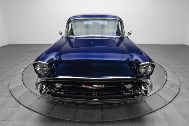 1957 Chevrolet Bel Air/150/210 - photo 4