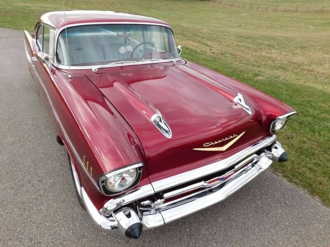 1957 Chevrolet Bel Air/150/210 -BEAUTIFUL WINE BERRY 2-DOOR HARDTOP CLASSIC- - photo 2