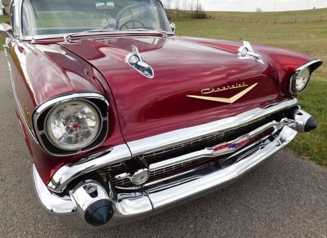 1957 Chevrolet Bel Air/150/210 -BEAUTIFUL WINE BERRY 2-DOOR HARDTOP CLASSIC- - photo 3