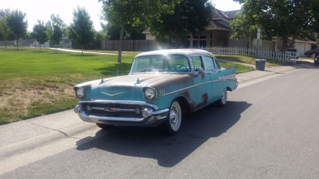1957 Chevrolet Bel Air/150/210 4 door - photo 2