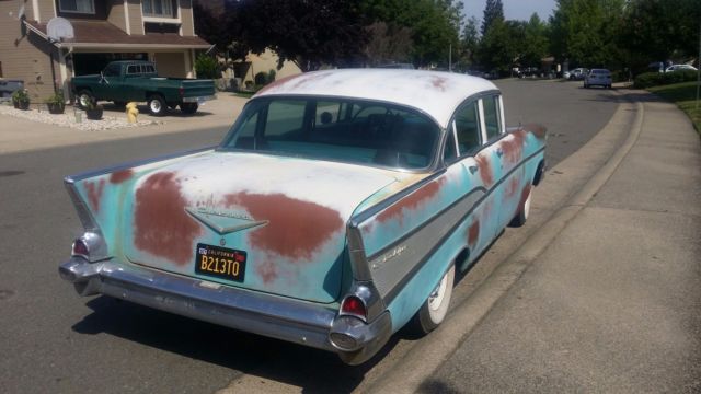 1957 Chevrolet Bel Air/150/210 4 door - photo 5