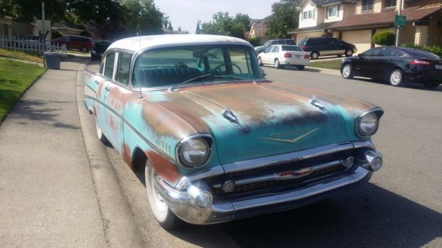 1957 Chevrolet Bel Air/150/210 4 door - photo 7