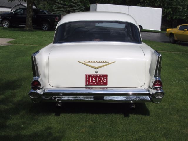 1957 Chevrolet Bel Air/150/210 - photo 4