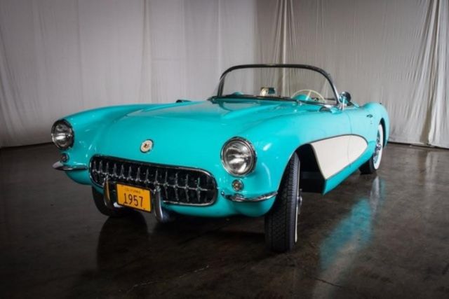 1957 Chevrolet Corvette -- - photo 3