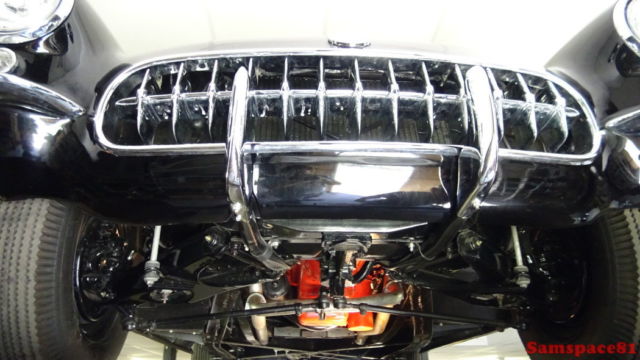 1957 Chevrolet Corvette Convertible - photo 2