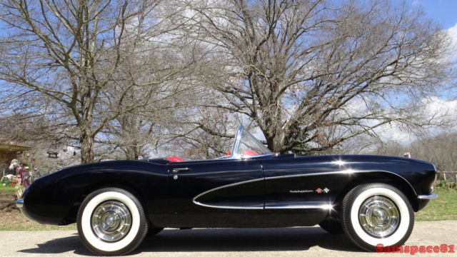 1957 Chevrolet Corvette Convertible - photo 8