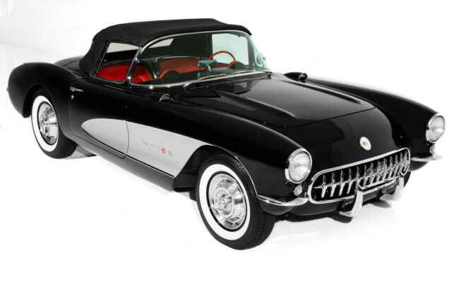 1957 Chevrolet Corvette Black Fuelie, 2 Tops, 283/283hp - photo 2