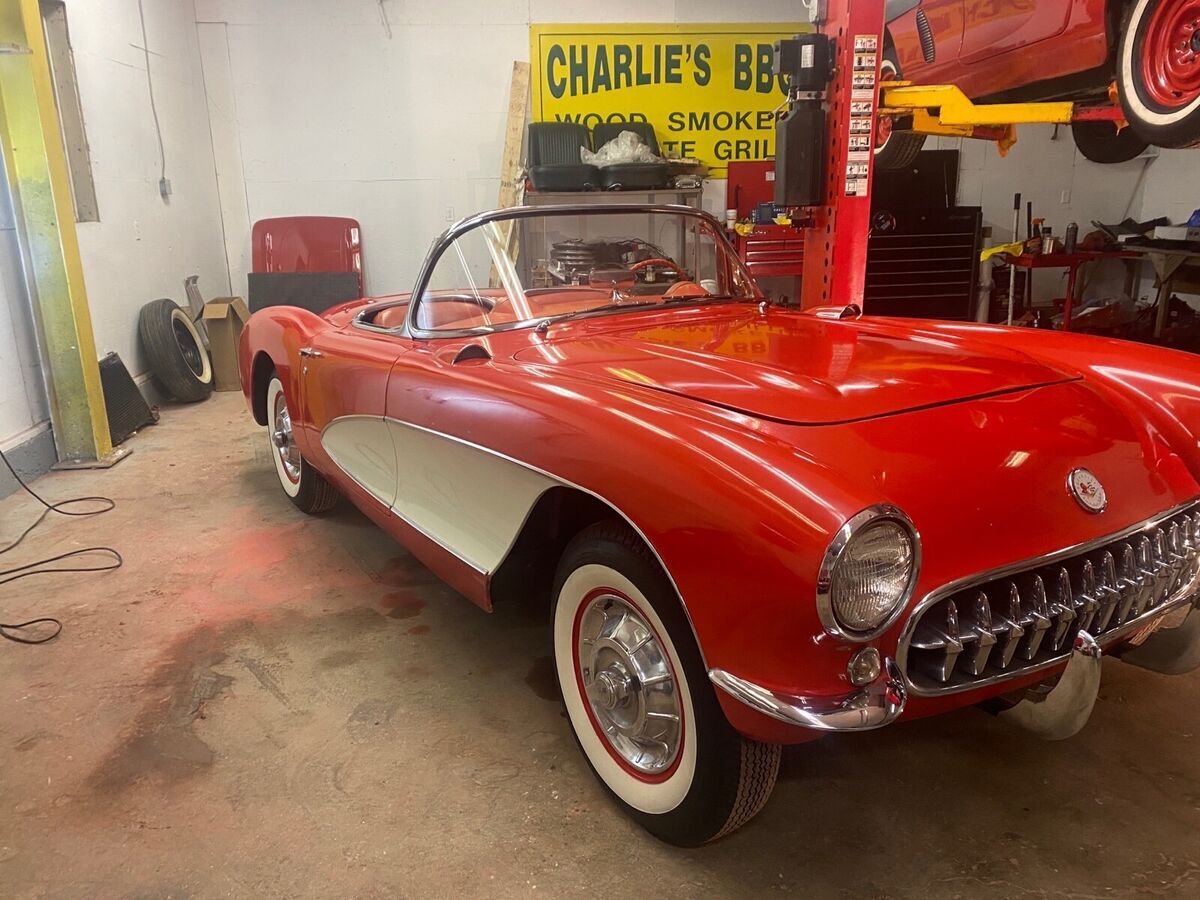 1957 Chevrolet Corvette - photo 2