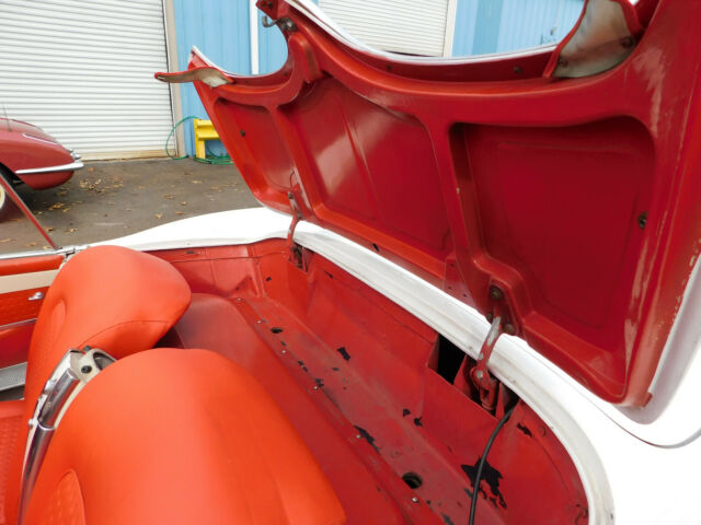 1957 Chevrolet Corvette FUEL INJECTED; AUTOMATIC - photo 13